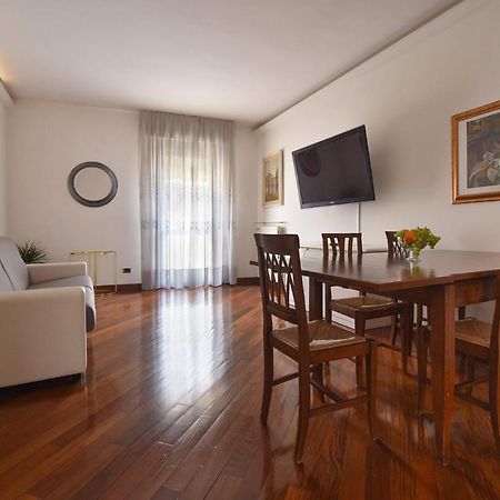 Tito Livio Deluxe Accommodation Падуя Экстерьер фото